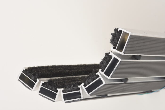 STILMAT DICTATOR – Ribbed carpet - open - Image 2